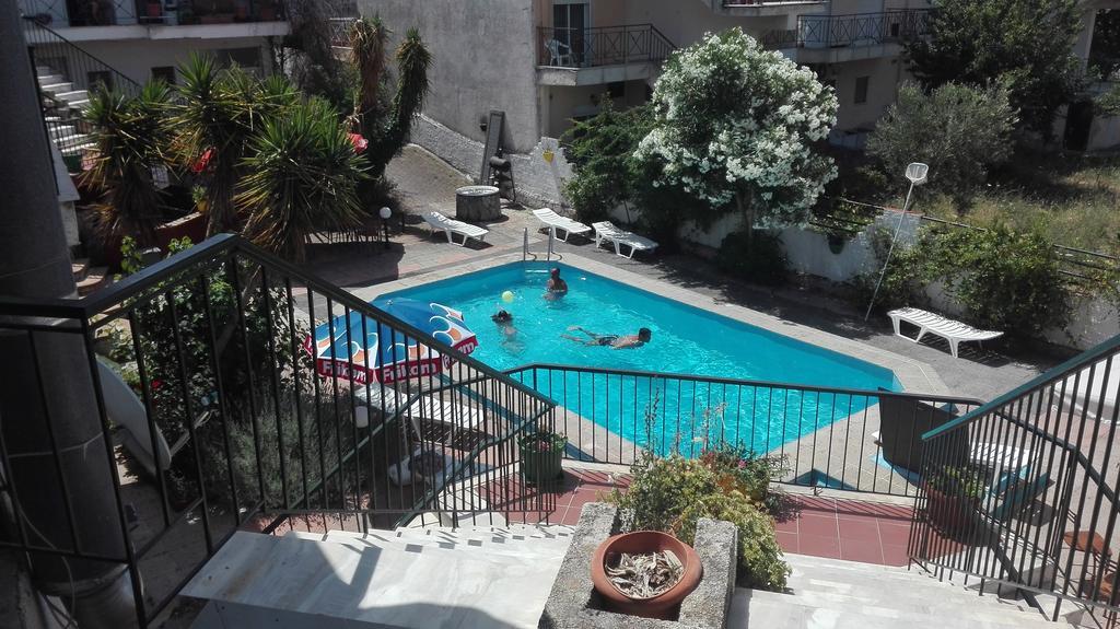 Star Apartment Kallithea  Eksteriør bilde